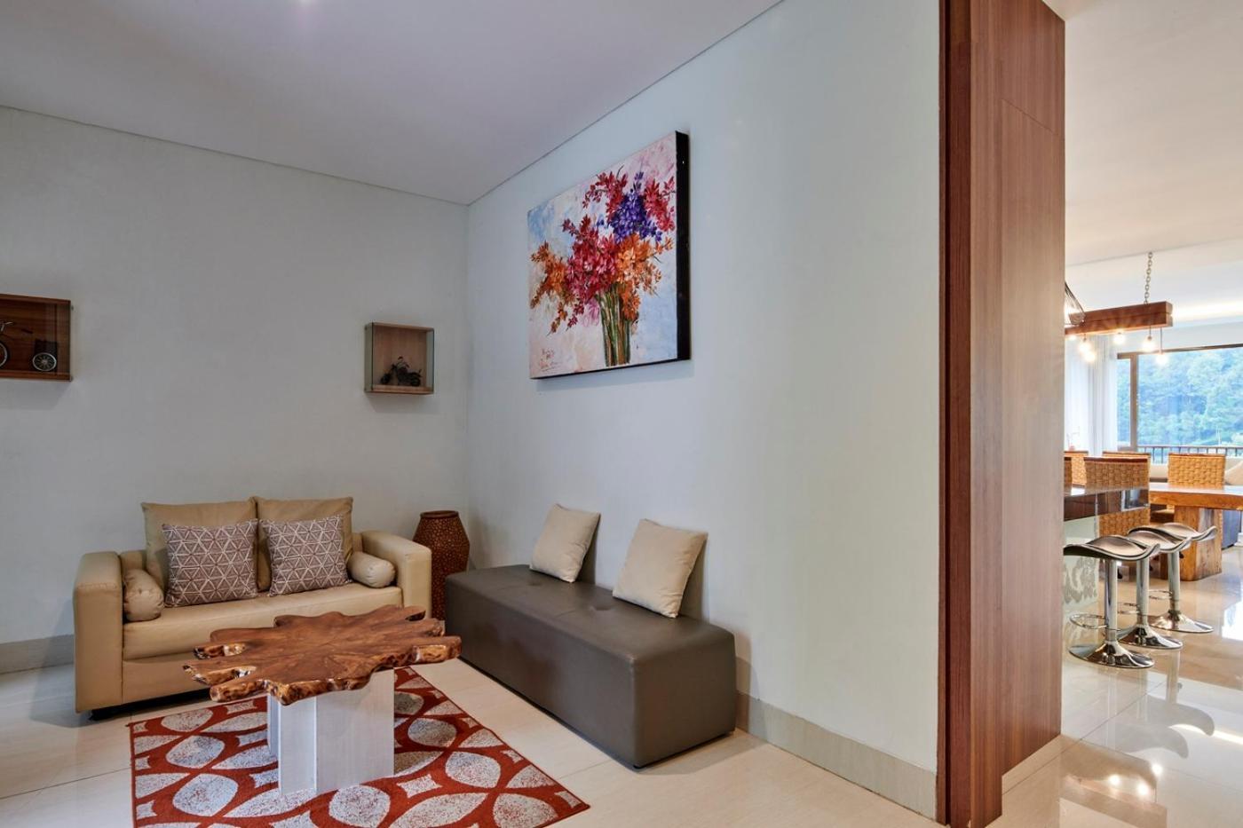 Narwastu Hill View Villa 6 Bedrooms With A Private Swimming Pool Бандунг Екстер'єр фото