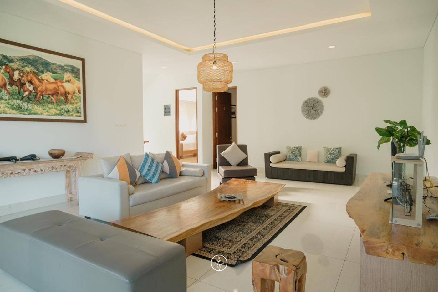 Narwastu Hill View Villa 6 Bedrooms With A Private Swimming Pool Бандунг Екстер'єр фото